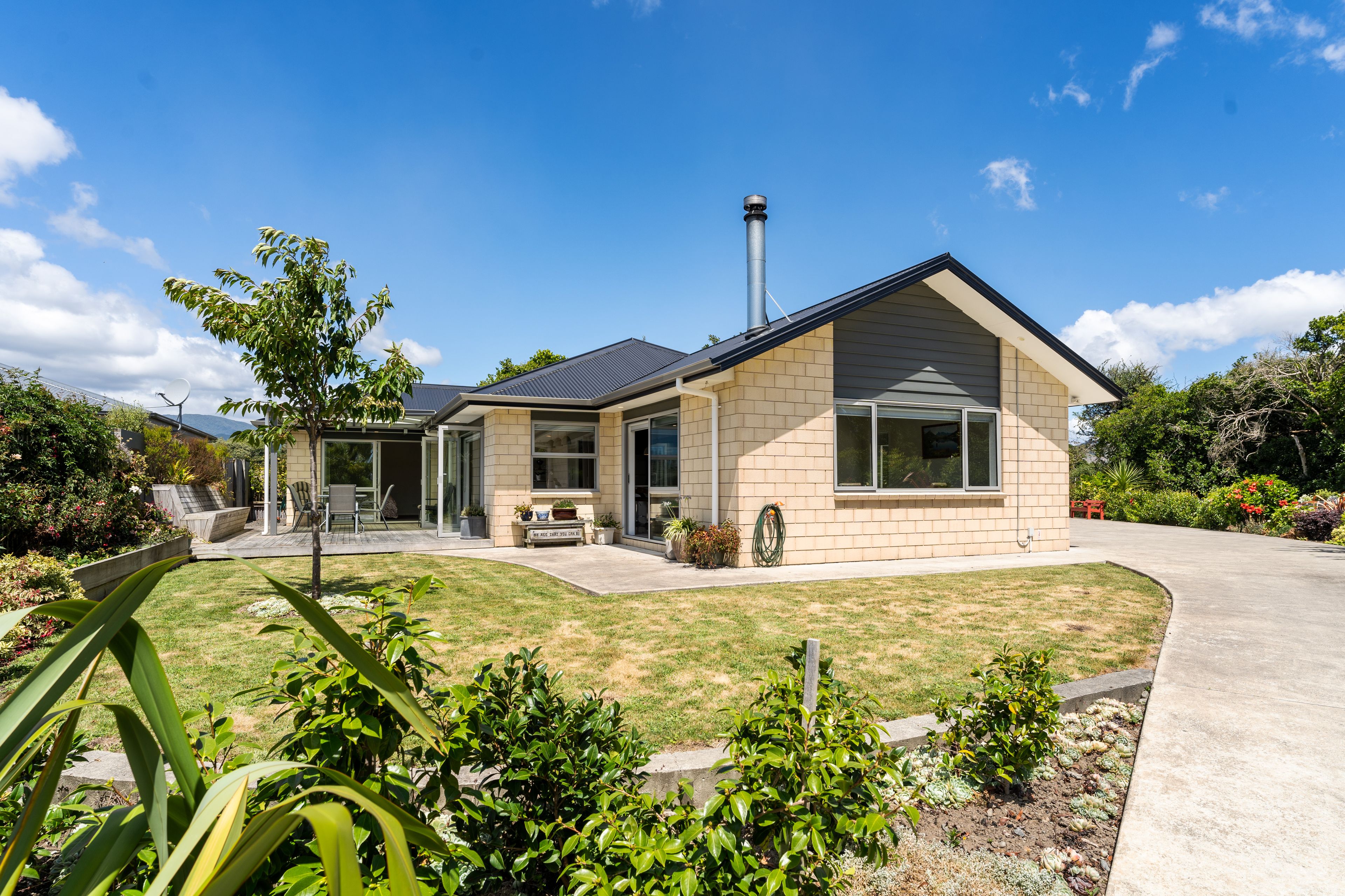 9 Moy Place, Otaki, Kapiti Coast, Wellington | Tall Poppy