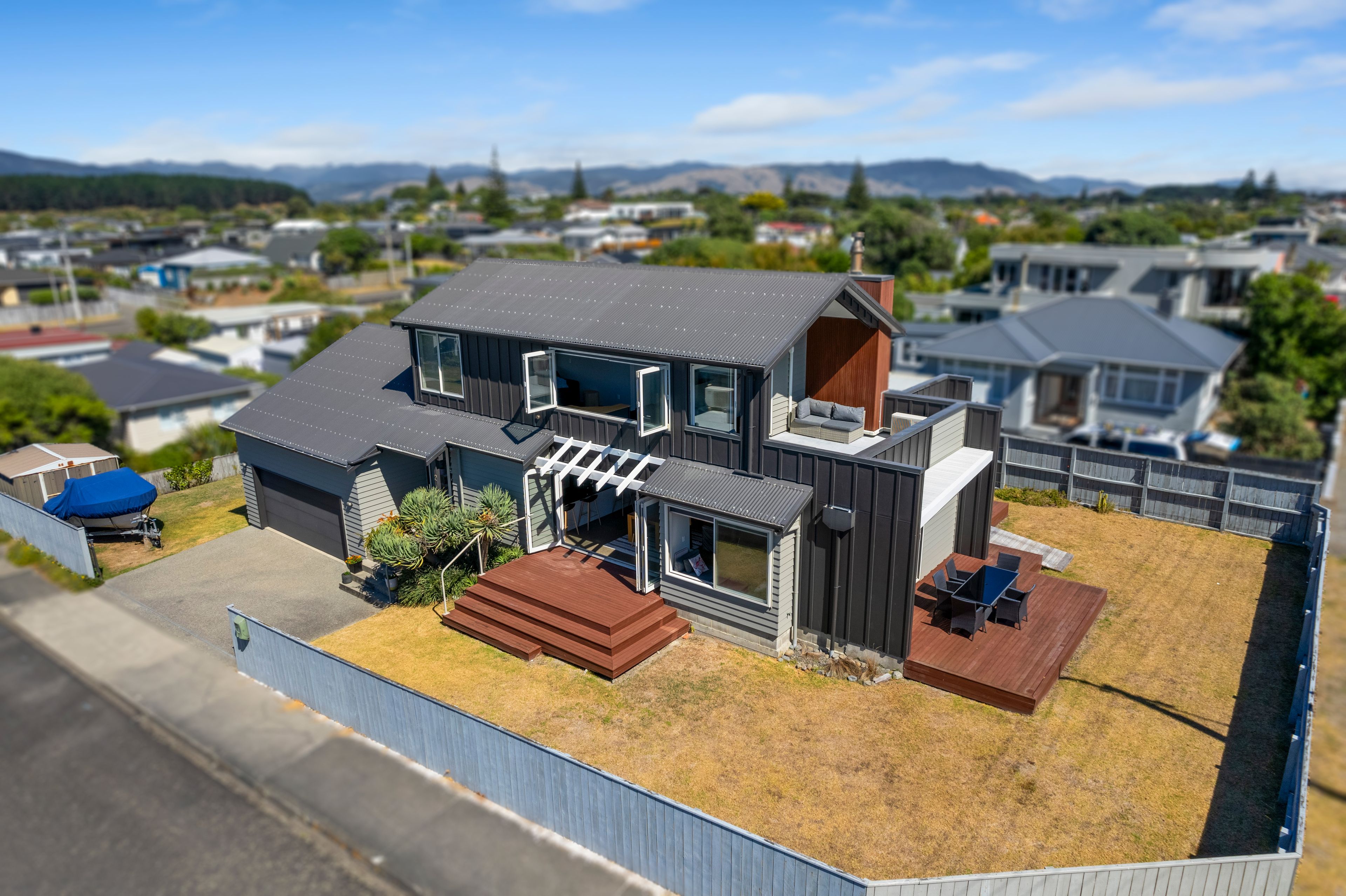 2 Kowhai Street, Otaki Beach, Kapiti Coast, Wellington | Tall Poppy