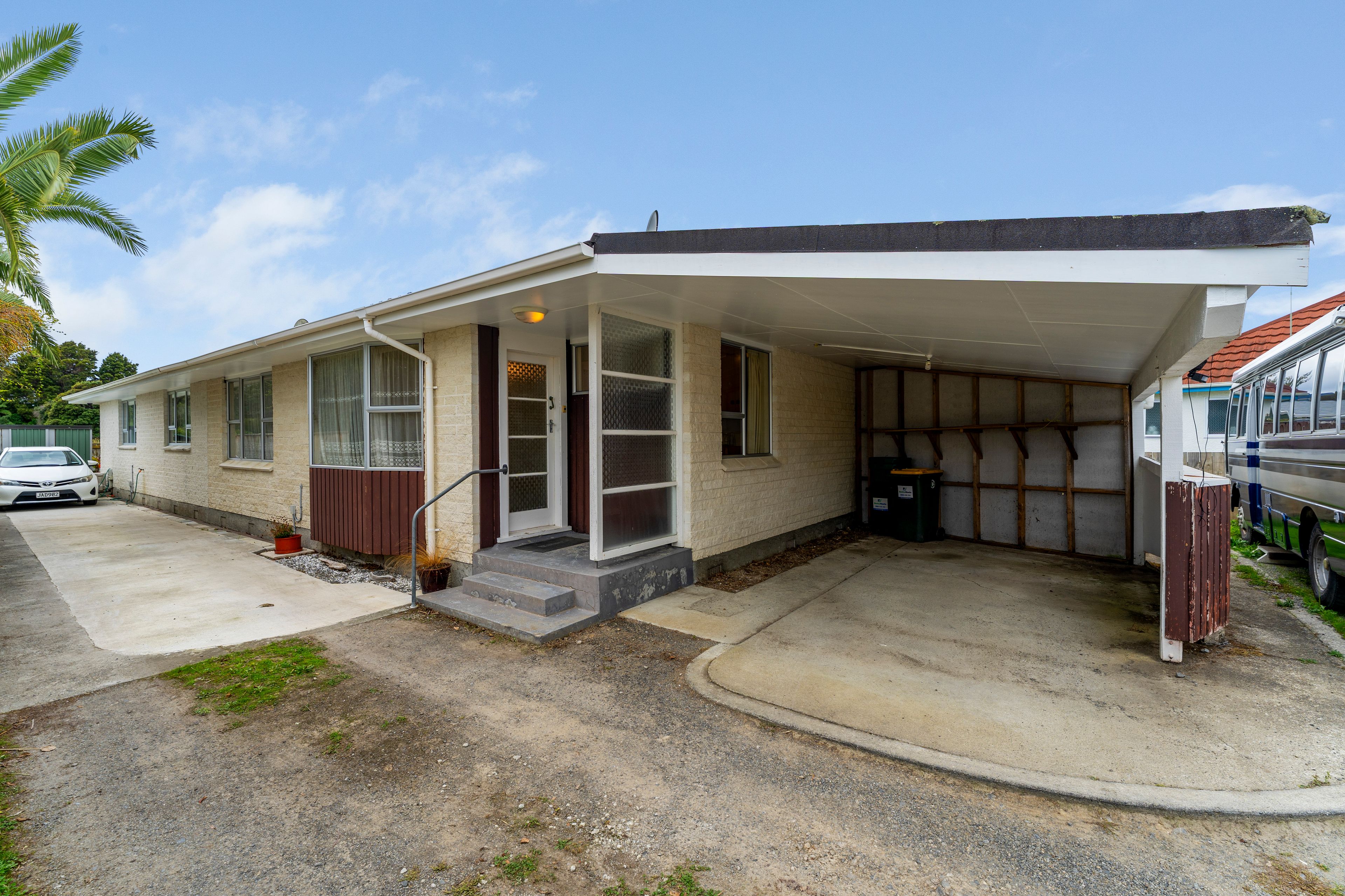 234C Mill Road, Otaki, Kapiti Coast, Wellington | Tall Poppy