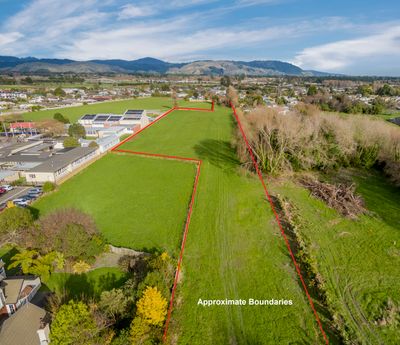 215 Mill Road, Otaki, Kapiti Coast, Wellington | Tall Poppy 