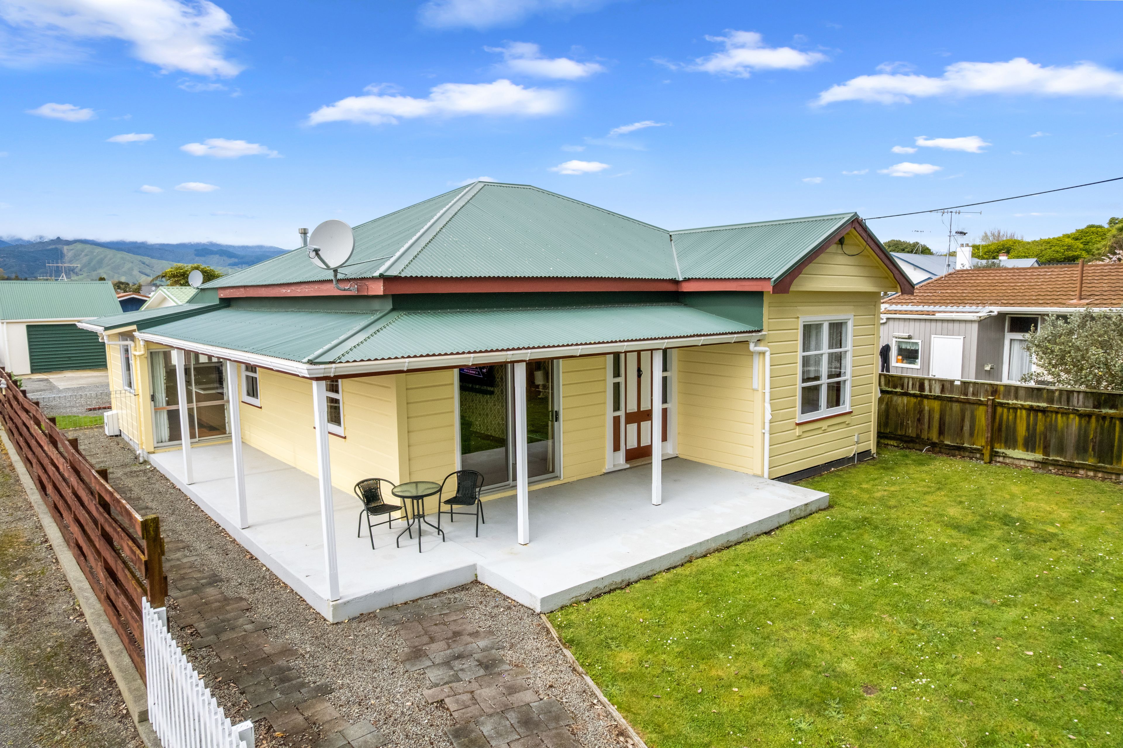 24 Domain Road, Otaki, Kapiti Coast, Wellington | Tall Poppy