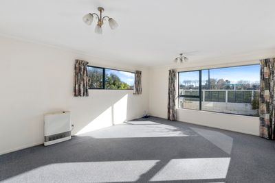 4 Te Rauparaha Street, Otaki, Kapiti Coast, Wellington | Tall Poppy 