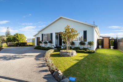 39 Seagrass Place, Otaki Beach, Kapiti Coast, Wellington | Tall Poppy 