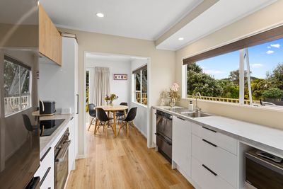8 Simcox Street, Otaki Beach, Kapiti Coast, Wellington | Tall Poppy 