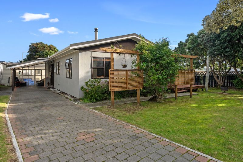 49 Tasman Road, Otaki Beach, Kapiti Coast