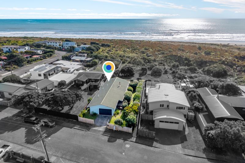 9 Moana Street, Otaki Beach, Kapiti Coast