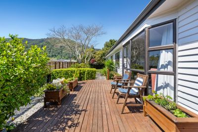 21 Oxford Street, Picton, Marlborough | Tall Poppy 