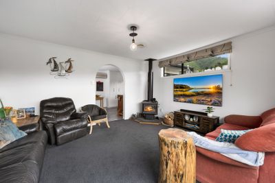 21 Oxford Street, Picton, Marlborough | Tall Poppy 
