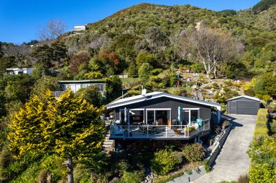 7 Arthur Crescent, Waikawa, Marlborough | Tall Poppy 