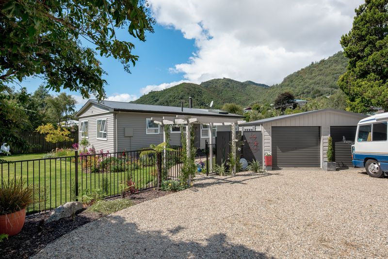48 Wairau Road, Picton