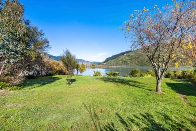 1735 Queen Charlotte Drive, Marlborough Sounds, Marlborough | Tall Poppy 