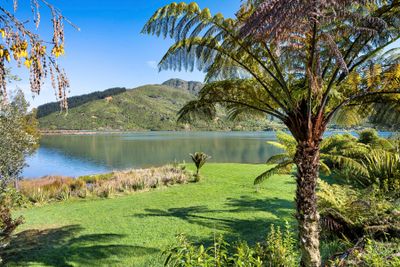 1735 Queen Charlotte Drive, Marlborough Sounds, Marlborough | Tall Poppy 