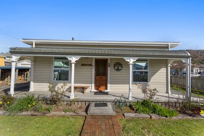 47 Kent Street, Picton, Marlborough | Tall Poppy 