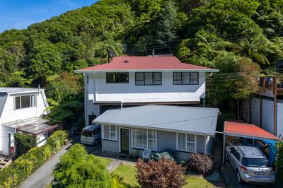 16 Arthur Crescent, Waikawa, Marlborough | Tall Poppy 
