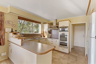 31 Dorset Street, Picton, Marlborough | Tall Poppy 