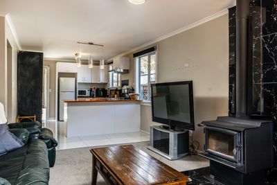44 Dorset Street, Picton, Marlborough | Tall Poppy 