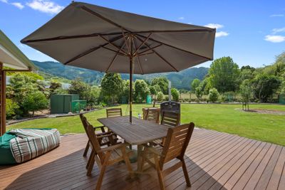 6B Lady Cobham Grove, Anakiwa, Marlborough | Tall Poppy 