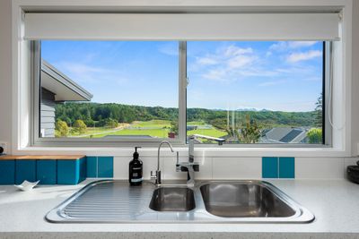 9 Bell Bird Rise, Picton, Marlborough | Tall Poppy 