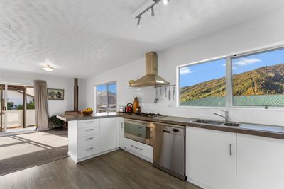2 Kaituna Place, Havelock, Marlborough | Tall Poppy 