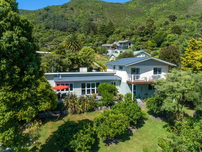 94 Moenui Road, Havelock, Marlborough | Tall Poppy 