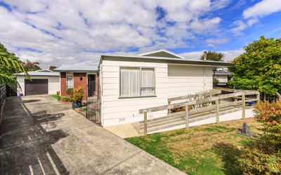 94 Benmore Avenue, Cloverlea, Palmerston North City, Manawatu | Tall Poppy 