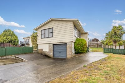 42 Fraser Drive, Feilding, Manawatu | Tall Poppy 