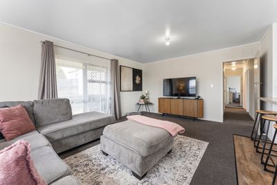 42 Fraser Drive, Feilding, Manawatu | Tall Poppy 