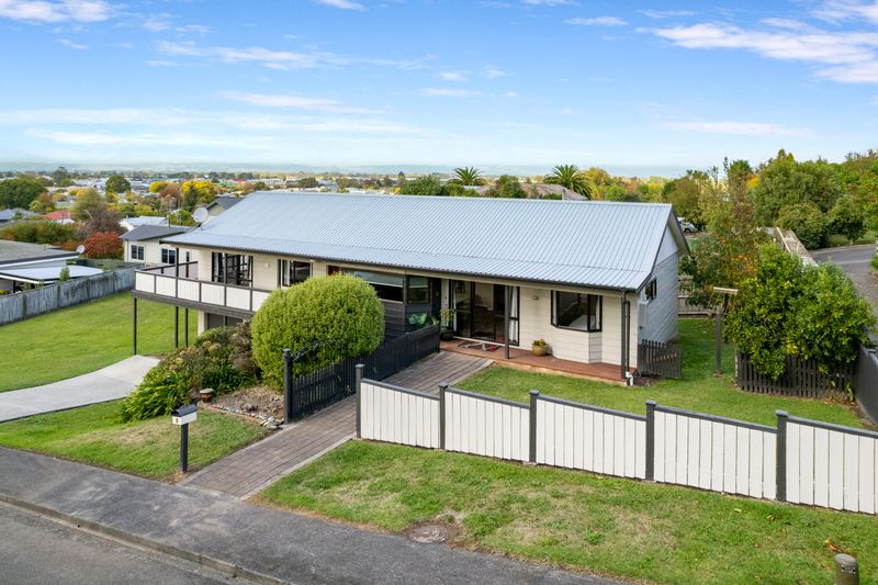 2 Puketiro Drive, Feilding, Manawatu