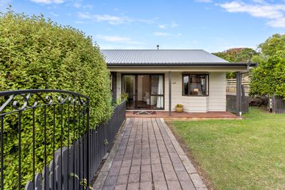 2 Puketiro Drive, Feilding, Manawatu | Tall Poppy 