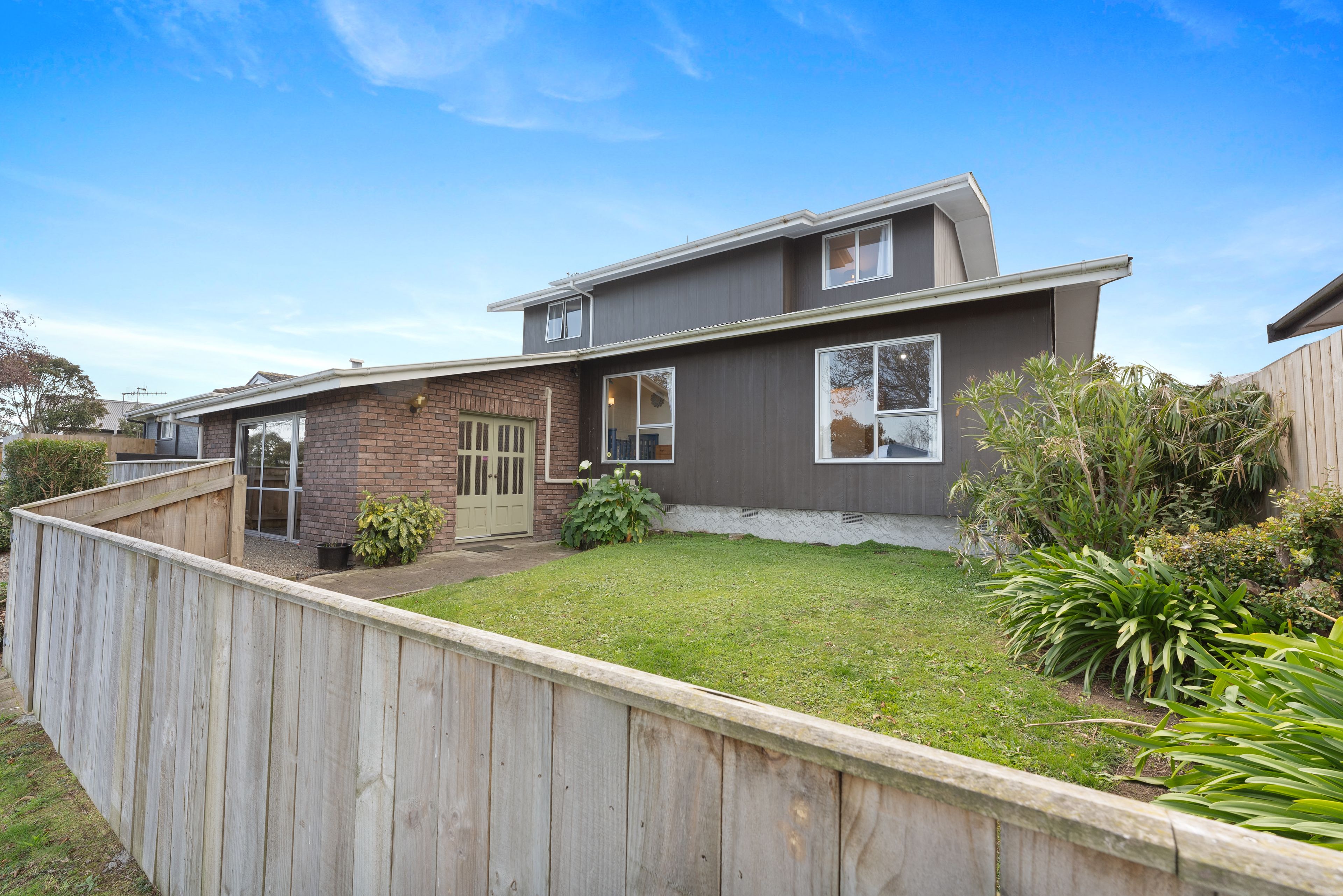 19 Hillcrest Drive, Kelvin Grove, Palmerston North City, Manawatu | Tall Poppy