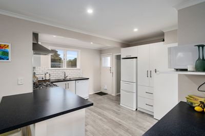 34 Holdsworth Avenue, Milson, Palmerston North City, Manawatu | Tall Poppy 