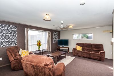 21 Manchester Street, Takaro, Palmerston North City, Manawatu | Tall Poppy 