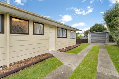8 Ashton Place, Highbury, Palmerston North City, Manawatu | Tall Poppy 
