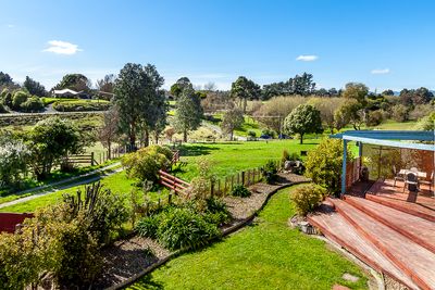872 Reid Line East, Hiwinui, Bunnythorpe, Manawatu | Tall Poppy 