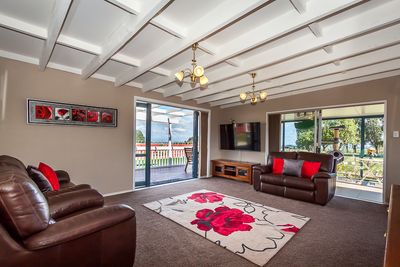 872 Reid Line East, Hiwinui, Bunnythorpe, Manawatu | Tall Poppy 