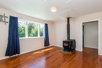 11 Edwards Street, Kimbolton, Manawatu | Tall Poppy 