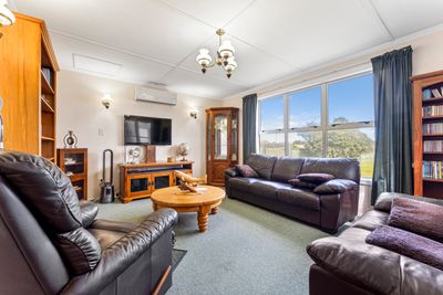 29 Raukawa Street, Himatangi Beach, Manawatu | Tall Poppy 