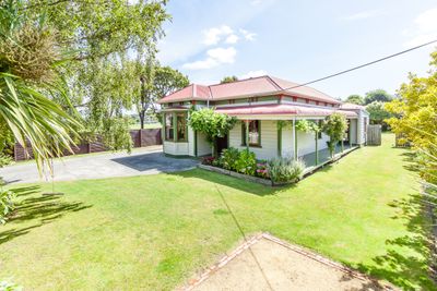 2 Lethbridge Street, Feilding, Manawatu | Tall Poppy 