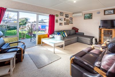 13 Collins Crescent, Feilding, Manawatu | Tall Poppy 