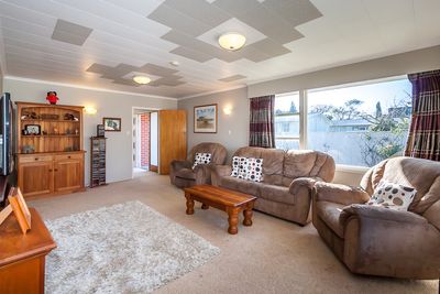 14 Lowestoft Place, West End, Palmerston North City, Manawatu | Tall Poppy 