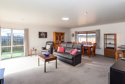 6 Elly Court, Feilding, Manawatu | Tall Poppy 