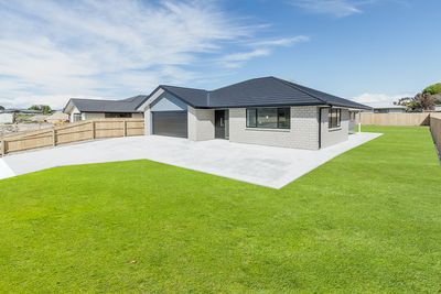 44 Nancy Avenue, Feilding, Manawatu | Tall Poppy 