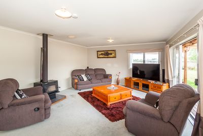 3 Almond Grove, Feilding, Manawatu | Tall Poppy 
