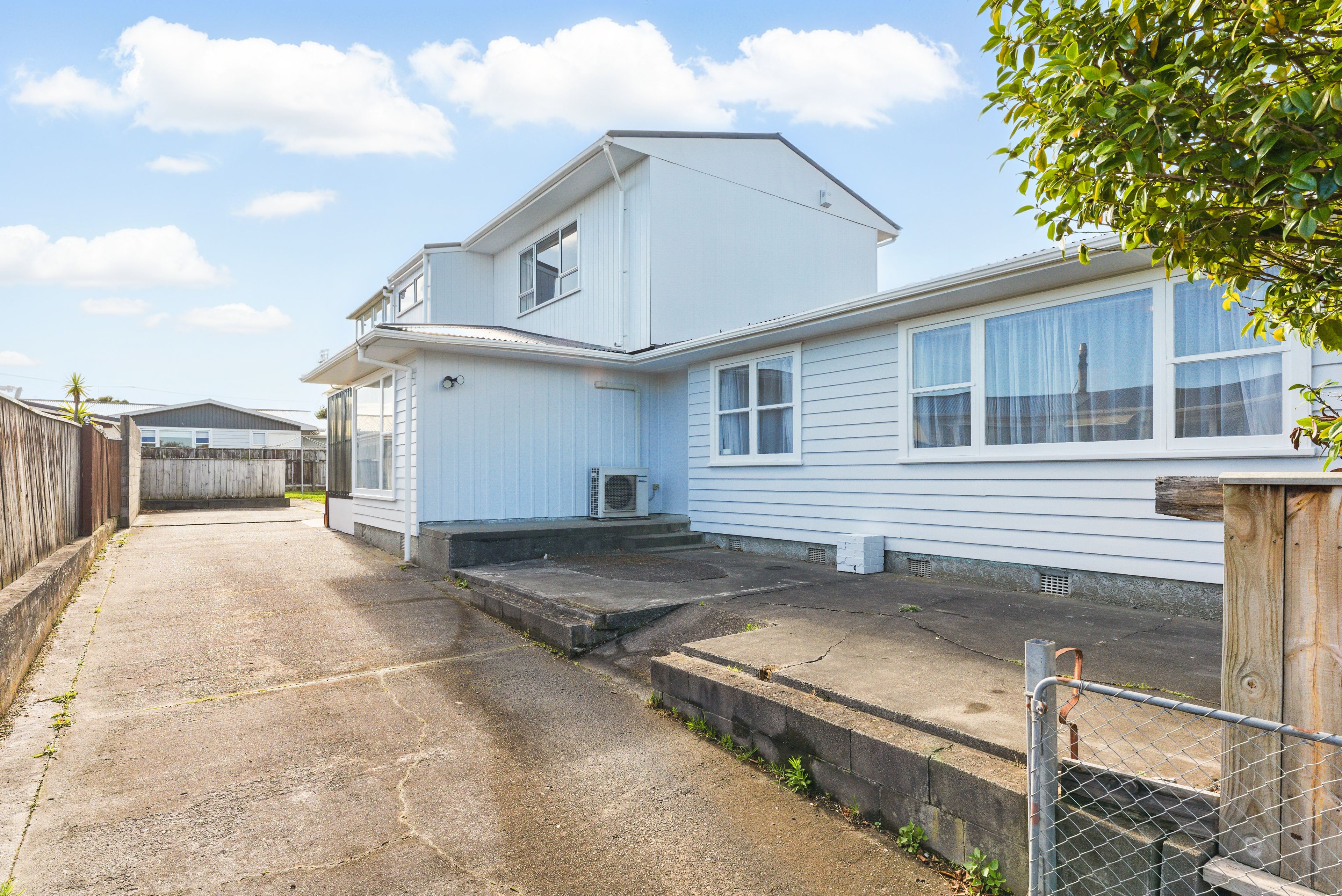 25 Karamea Crescent, Kelvin Grove, Palmerston North City, Manawatu | Tall Poppy