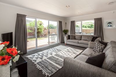 91A Warwick Street, Feilding, Manawatu | Tall Poppy 