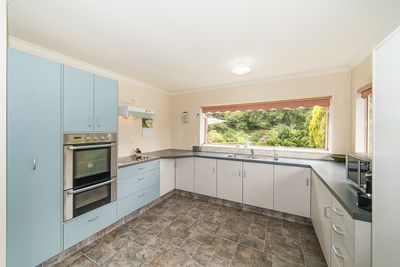 11 B Grammar Street, Kimbolton, Manawatu | Tall Poppy 