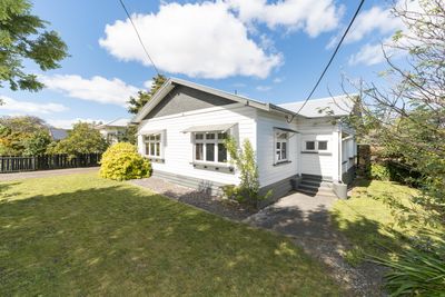 1 Nelson Street, Feilding, Manawatu | Tall Poppy 