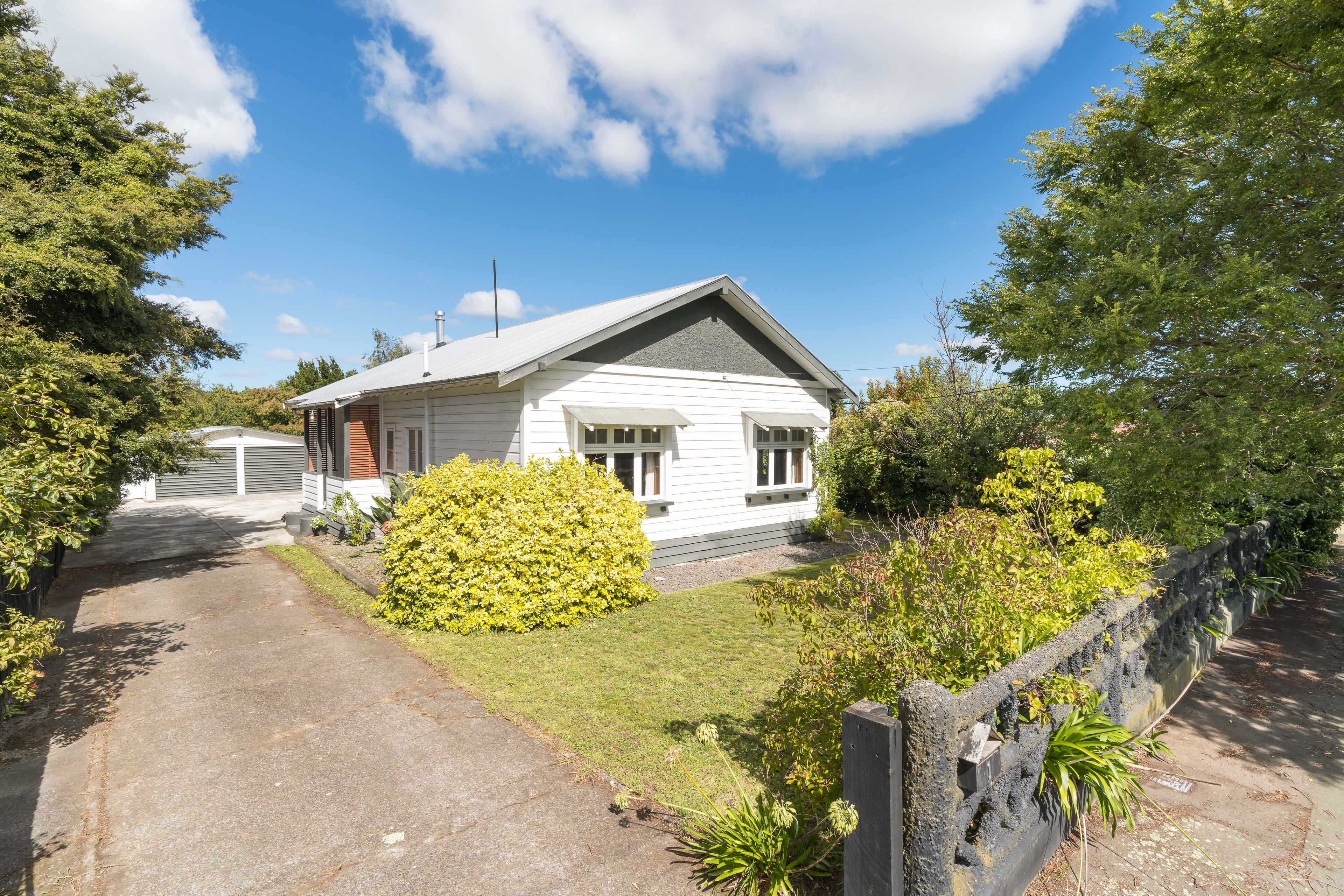 1 Nelson Street, Feilding, Manawatu | Tall Poppy