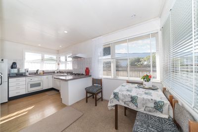 20 Peters Avenue, Cloverlea, Palmerston North City, Manawatu | Tall Poppy 