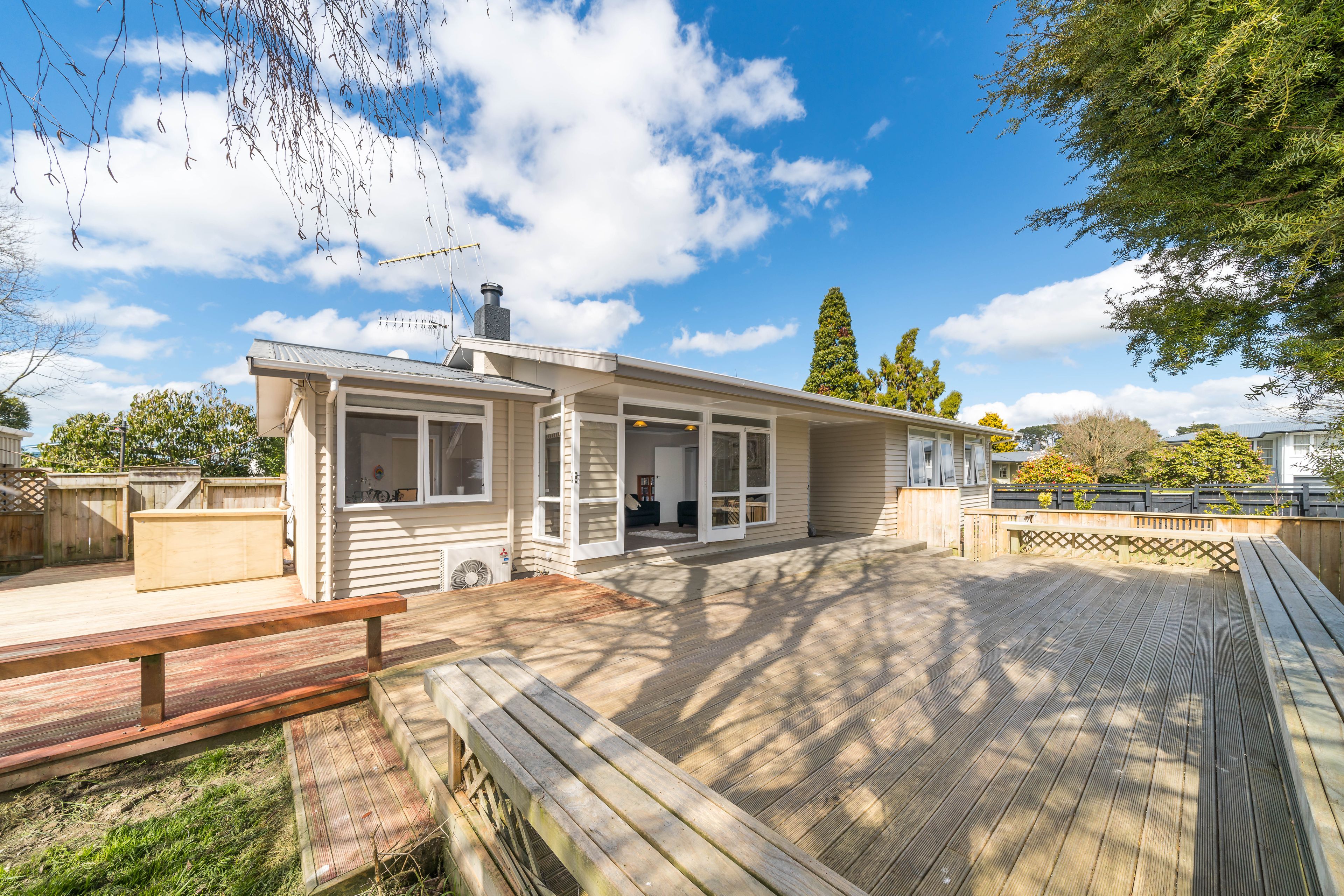 5 Heatley Avenue, Hokowhitu, Palmerston North City, Manawatu | Tall Poppy